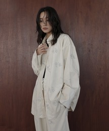 hellam | フラワーエンブロイダリーベロアシャツ(シャツ/ブラウス)