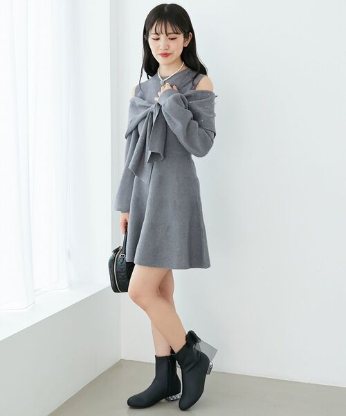 MAJESTIC LEGON（マジェスティックレゴン）の「☆ローヒール取り外しリボンブーツ（ブーツ・レディース・グレイッシュベージュ/ブラック/ホワイト系その他2/ブラック系その他・SMALL/MEDIUM/LARGE/X-LARGE/XXL）」の8枚目の写真