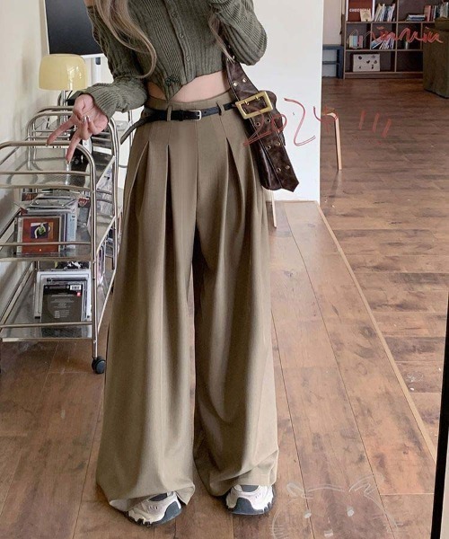 WEGO(ウィゴー)の「WEGO/ダブルタックワイドストレートパンツ(スラックス・レディース・ベージュ/グレー/ブラック・LARGE/MEDIUM)」の18枚目の写真
