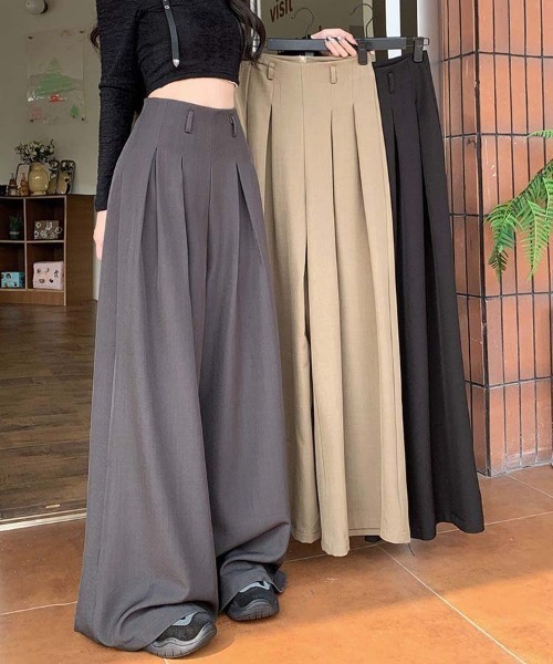 WEGO(ウィゴー)の「WEGO/ダブルタックワイドストレートパンツ(スラックス・レディース・ベージュ/グレー/ブラック・LARGE/MEDIUM)」の4枚目の写真
