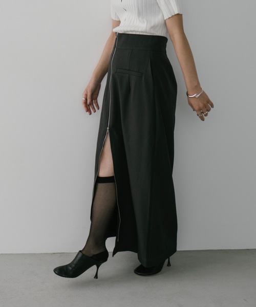 DRWCYS(ドロシーズ)の「フロントジップタイトスカート(スカート・レディース・グレー/ブラウン/ベージュ・FREE)」の12枚目の写真