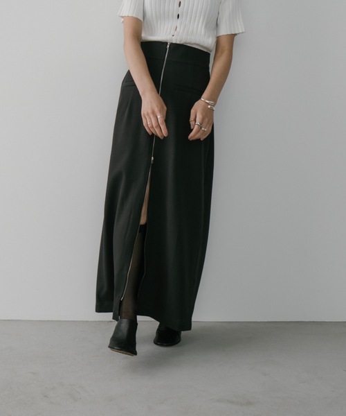 DRWCYS(ドロシーズ)の「フロントジップタイトスカート(スカート・レディース・グレー/ブラウン/ベージュ・FREE)」の13枚目の写真