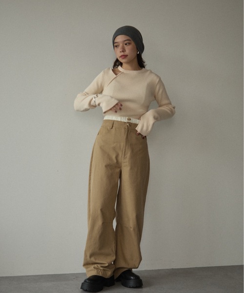 DRWCYS(ドロシーズ)の「カットアウトリブニットトップス(ニット/セーター・レディース・ミント/ブラウン/レッド/グレー/アイボリー/ブラック/ライトブルー・FREE)」の15枚目の写真