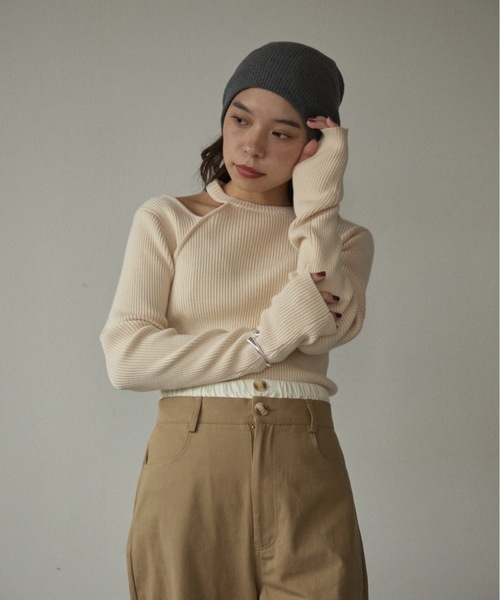 DRWCYS(ドロシーズ)の「カットアウトリブニットトップス(ニット/セーター・レディース・ミント/ブラウン/レッド/グレー/アイボリー/ブラック/ライトブルー・FREE)」の17枚目の写真