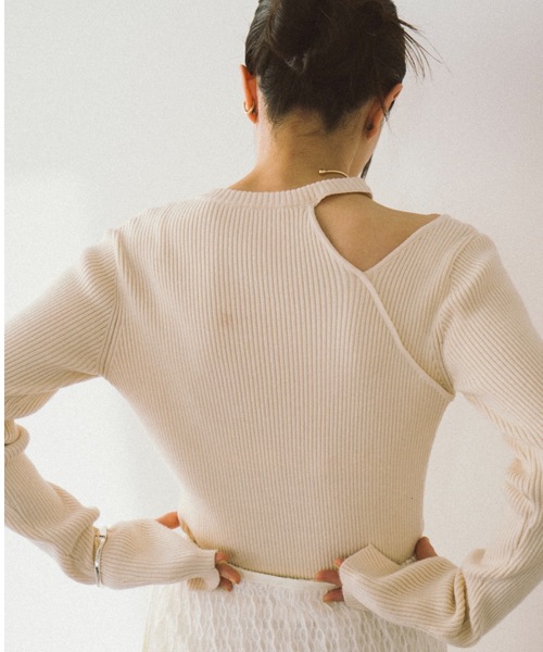 DRWCYS(ドロシーズ)の「カットアウトリブニットトップス(ニット/セーター・レディース・ミント/ブラウン/レッド/グレー/アイボリー/ブラック/ライトブルー・FREE)」の10枚目の写真