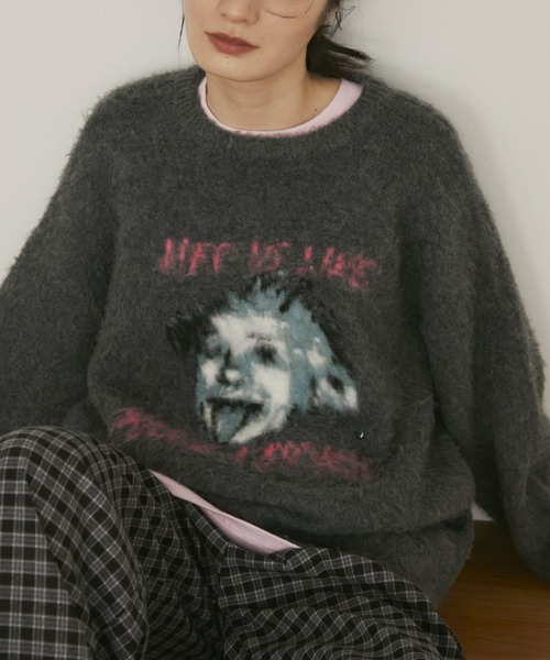 MERLOT（メルロー）の「モヘアライク偉人モチーフニット（ニット/セーター・レディース・アイボリー/グレー/ブラック・FREE）」の21枚目の写真