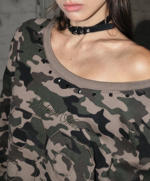 Midnight Move(ミッドナイトムーブ)の「A'GEM/9 × .kom 『MIDNIGHT MOVE/ミッドナイトムーブ』 camo 89 rivet mtm/カモフラ リベットスウェット(スウェット・レディース・カーキ/グレー・FREE)」の19枚目の写真