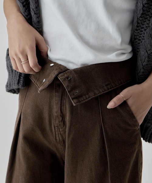 etoll.(エトル)の「2wayウエストワイドストレートデニム(デニムパンツ・レディース・ブラック/ブルー/ブラウン・M/S)」の15枚目の写真