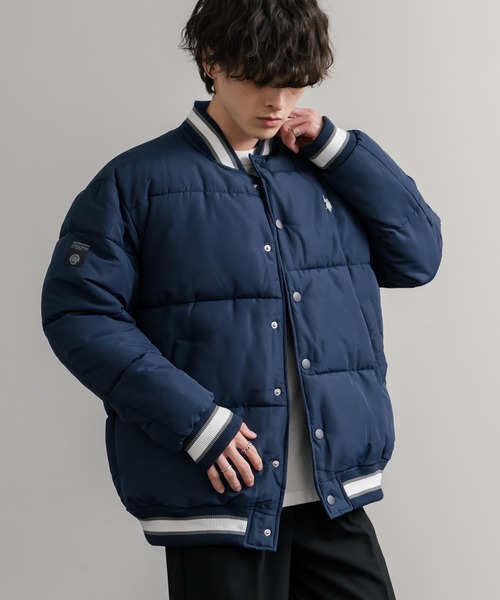 U.S. POLO ASSN.(ユーエスポロアッスン)の「U.S. POLO ASSN. ユーエスポロアッスン PADDED VARSITY JACKET オーバーサイズワンポイントロゴ刺繍中綿スタジャン / 配色切替パデッドジャケット(スタジャン・メンズ・カーキ/ホワイト×ネイビー/カーキ系/ネイビー・M/L/LL)」の7枚目の写真