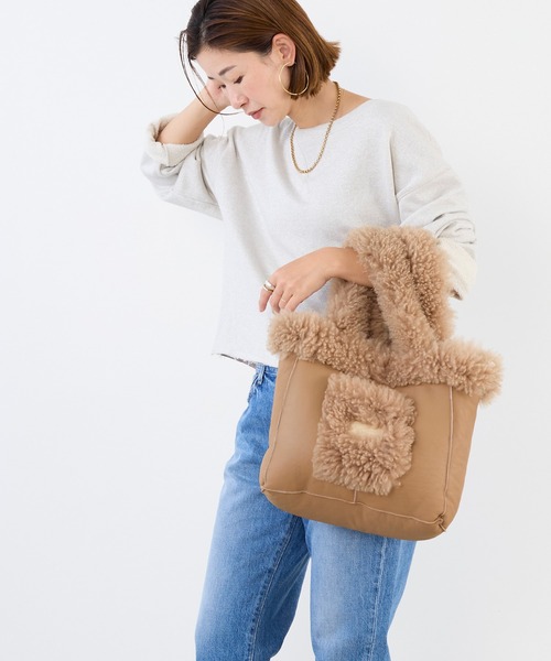 Lisa Conte(リサコンテ)の「【Lisa Conte'】リバーシブルムートンバッグ-AZZURRA(ハンドバッグ・レディース・ベージュ・FREE)」の17枚目の写真