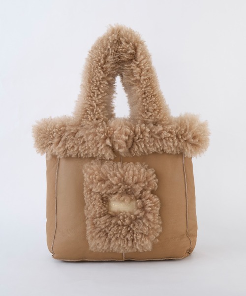 Lisa Conte（リサコンテ）の「【Lisa Conte'】リバーシブルムートン