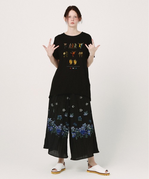 bedsidedrama(ベットサイドドラマ)の「OMNIDANCE Flare T-Shirt(Tシャツ/カットソー・レディース・グレー/ホワイト/ブラック・1/2)」の7枚目の写真