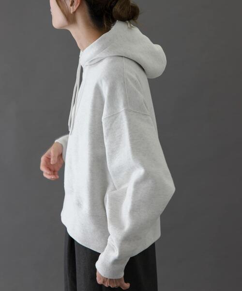 FORK&SPOON（フォークアンドスプーン）の「FORK&SPOON　リサイクル裏毛クロップドフーディー（パーカー・レディース・オートミール/ネイビー/グレー系その他・1）」の5枚目の写真