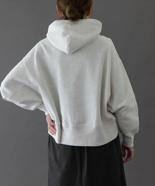 FORK&SPOON（フォークアンドスプーン）の「FORK&SPOON　リサイクル裏毛クロップドフーディー（パーカー・レディース・オートミール/ネイビー/グレー系その他・1）」の6枚目の写真