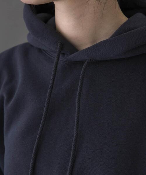 FORK&SPOON（フォークアンドスプーン）の「FORK&SPOON　リサイクル裏毛クロップドフーディー（パーカー・レディース・オートミール/ネイビー/グレー系その他・1）」の16枚目の写真