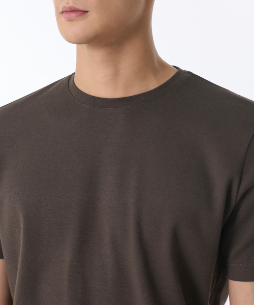 MUSINSA STANDARD（ムシンサスタンダード）の「マッスルフィットクルーネックモーダルTシャツ[ダークブラウン]（Tシャツ/カットソー・メンズ・その他・SMALL/MEDIUM/X-LARGE/LARGE/XX-LARGE/XXX-LARGE）」の3枚目の写真