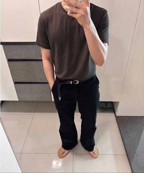 MUSINSA STANDARD（ムシンサスタンダード）の「マッスルフィットクルーネックモーダルTシャツ[ダークブラウン]（Tシャツ/カットソー・メンズ・その他・SMALL/MEDIUM/X-LARGE/LARGE/XX-LARGE/XXX-LARGE）」の4枚目の写真
