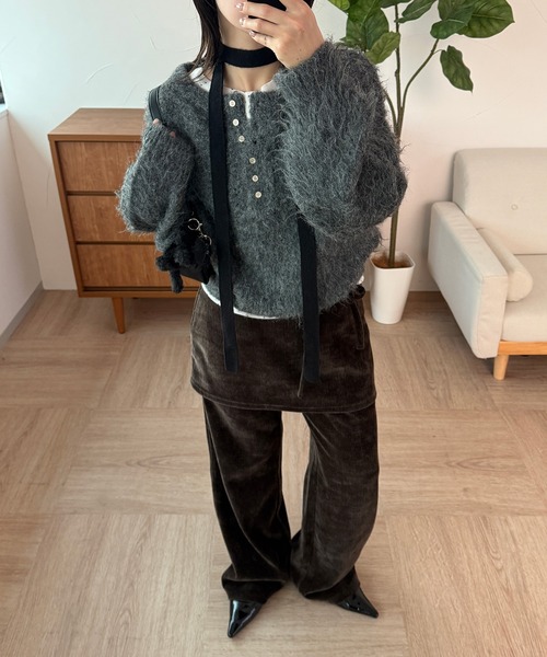 MUHET(ミュエータ)の「henley neck shaggy knit pullover / ヘンリーネックシャギーニット(ニット/セーター・レディース・チャコールグレー/ブラウン/ネイビー・FREE)」の15枚目の写真