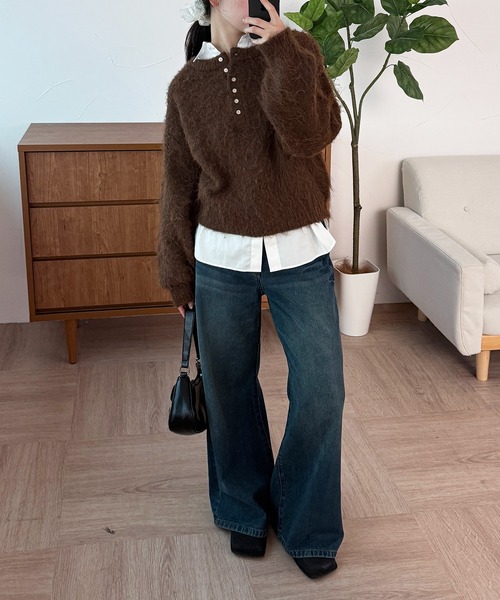 MUHET(ミュエータ)の「henley neck shaggy knit pullover / ヘンリーネックシャギーニット(ニット/セーター・レディース・チャコールグレー/ブラウン/ネイビー・FREE)」の5枚目の写真