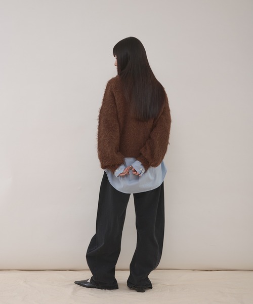 MUHET(ミュエータ)の「henley neck shaggy knit pullover / ヘンリーネックシャギーニット(ニット/セーター・レディース・チャコールグレー/ブラウン/ネイビー・FREE)」の12枚目の写真