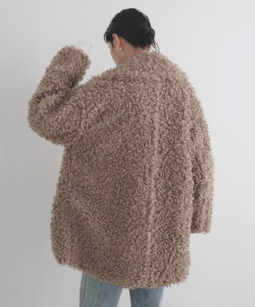 LIAN（リアン）の「プードルファーテーラードコート（ピーコート・レディース・ベージュ/ブラウン/アイボリー/ブラック・FREE）」の16枚目の写真