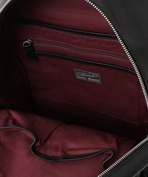AVIREX（アヴィレックス）の「VARSITY LEATHER DAYPACK/ バーシティレザーデイパック（バックパック/リュック・レディース・ブラック・F）」の4枚目の写真