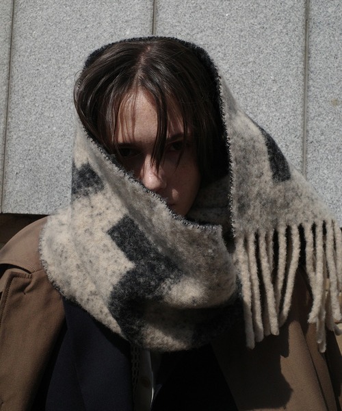 CLANE（クラネ）の「CLANE LOGO MUFFLER（マフラー・レディース・その他・F）」の3枚目の写真