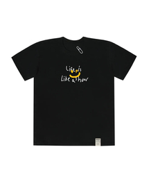 GRAVER（グレーバー）の「[UNISEX] Big Drawing Smile Life Logo Short Sleeve Tee_Black（Tシャツ/カットソー・メンズ）」
