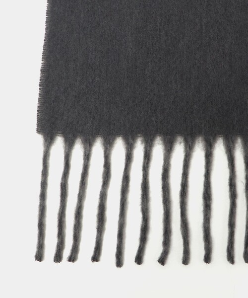 green label relaxing(グリーンレーベルリラクシング)の「GLR ブークレ リバーシブル マフラー(マフラー・メンズ・ブラック/ダークブラウン/ネイビー・FREE)」の5枚目の写真