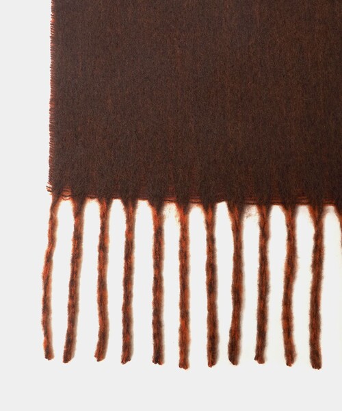 green label relaxing(グリーンレーベルリラクシング)の「GLR ブークレ リバーシブル マフラー(マフラー・メンズ・ブラック/ダークブラウン/ネイビー・FREE)」の7枚目の写真