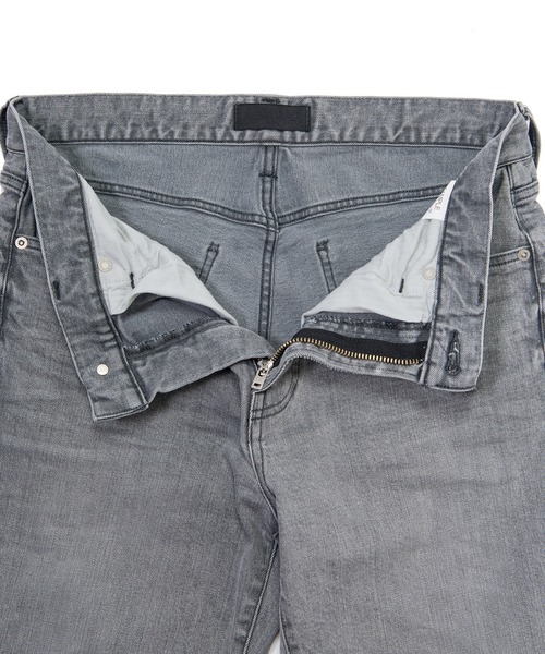 MEN'S BIGI（メンズビギ）の「【RED CARD/レッドカード】別注 Bass クリーンライトデニム（デニムパンツ・メンズ・グレー・54/30/28/41/29）」の10枚目の写真