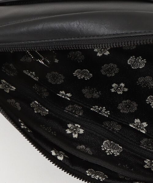 yorozu(ヨロズ)の「yorozu WK CLUTCH ARCHIVE EDITION (111YZ171)(クラッチバッグ・メンズ・ブラック/グレー系その他・FREE)」の19枚目の写真