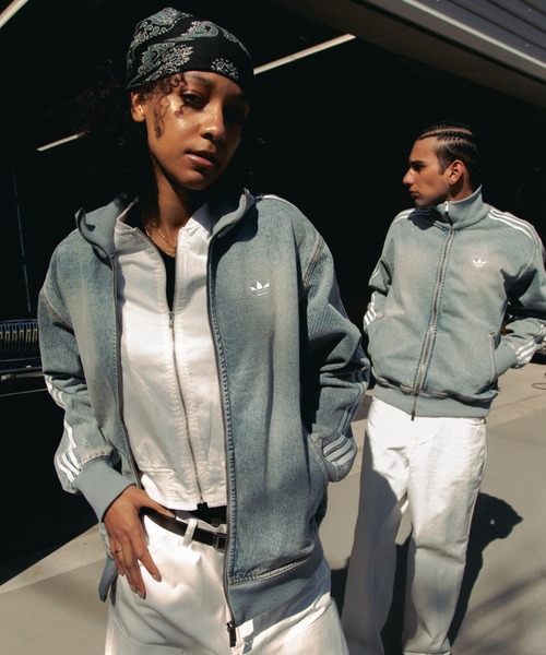 adidas(アディダス)の「adidas DENIM FIREBIRD TRACK TOP ATMOS / アディダス デニム ファイヤー バード トラックトップ アトモス【SP】(デニムジャケット・メンズ・ライトインディゴブルー・XXL/XL/L/M/S/XS/3XL)」の15枚目の写真