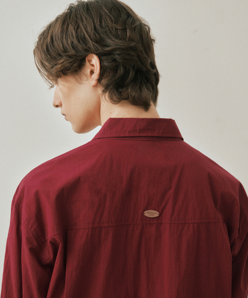 WEDNESDAY OASIS(ウェンズデーオアシス)の「エバーコンパクトプレミアシャツ_BURGUNDY(WC25-SH03)(シャツ/ブラウス・メンズ・バーガンディー・MEDIUM/LARGE)」の4枚目の写真
