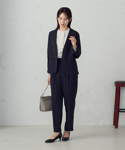 COMME CA ISM(コムサイズム)の「【宮城舞さん着用】【セットアップ対応】ポリエステルツイル ノーカラージャケット(ノーカラージャケット・レディース・グレー/ネイビー・X-SMALL/SMALL/MEDIUM/LARGE/X-LARGE)」の18枚目の写真