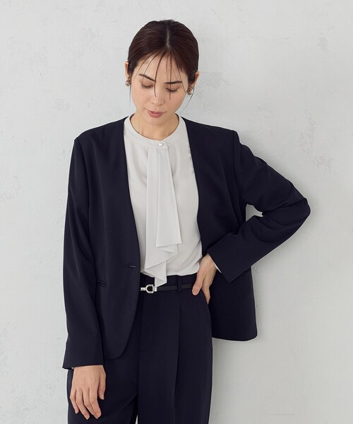 COMME CA ISM(コムサイズム)の「【宮城舞さん着用】【セットアップ対応】ポリエステルツイル ノーカラージャケット(ノーカラージャケット・レディース・グレー/ネイビー・X-SMALL/SMALL/MEDIUM/LARGE/X-LARGE)」の21枚目の写真