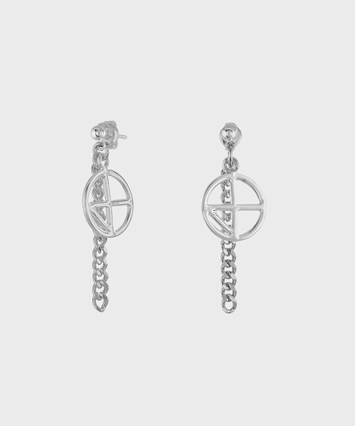 NONENON(ノンノン)の「COMPASS CHAIN EAR(ピアス(両耳用)・レディース・その他・FREE)」の1枚目の写真