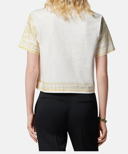 VERSACE（ヴェルサーチ）の「バロッコ モチーフTシャツ（Tシャツ/カットソー・レディース・ホワイト×ゴールド・36/38）」の3枚目の写真