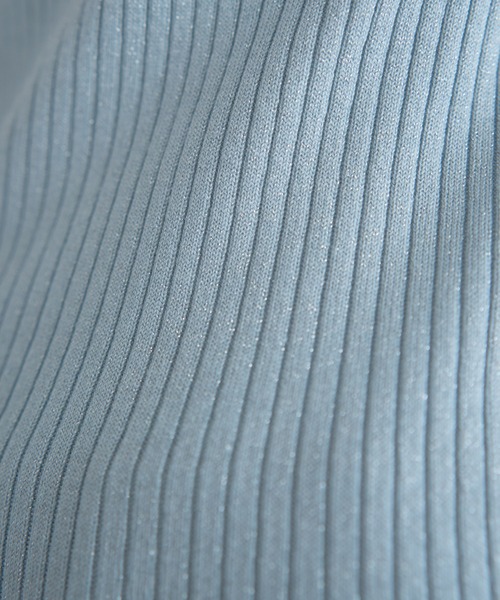 YECCA VECCA(イェッカヴェッカ)の「ラメ混ハイネックリブニット(ニット/セーター・レディース・ベージュ/ブラック/サックスブルー/グレー・FREE)」の11枚目の写真