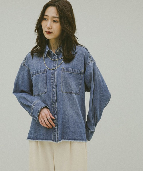 GLOBAL WORK(グローバルワーク)の「GOODデニムシャツ長袖/624968(シャツ/ブラウス・レディース・ブルー/ブルー系その他5・MEDIUM/LARGE)」の19枚目の写真