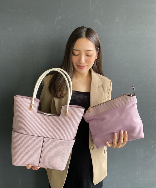 LEBELIER(ルベリエ)の「ツイ―ド風合皮コンビトート(トートバッグ・レディース・ピンク/ベージュ/ブラック/ブルー・FREE)」の8枚目の写真