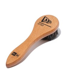 HLNA（エイチエルエヌエー）の「【NEW ERA】ニューエラ キャップブラシ　NE WOOD CAP BRUSH 25J（その他雑貨）」