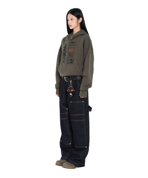 AAKAM（アーカム）の「Buttoned Patch Hoodie (Khaki)（パーカー・レディース・その他・1/2）」の4枚目の写真