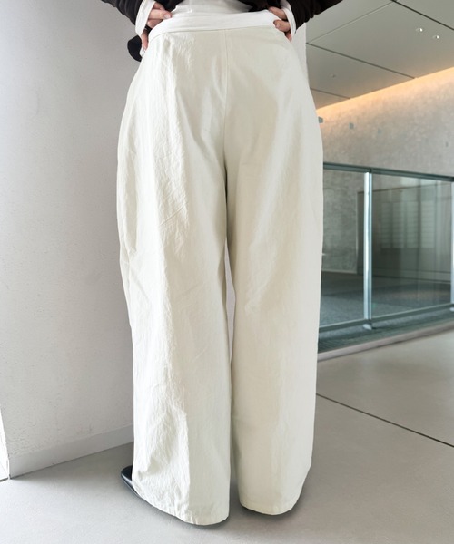 select MOCA by son（セレクトモカバイソン）の「コットンブレンドカーブワイドパンツ【by SON】（その他パンツ・レディース・アイボリー/ブラック・SMALL/MEDIUM/LARGE）」の9枚目の写真