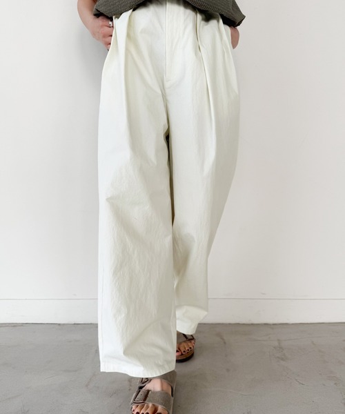 select MOCA by son（セレクトモカバイソン）の「コットンブレンドカーブワイドパンツ【by SON】（その他パンツ・レディース・アイボリー/ブラック・SMALL/MEDIUM/LARGE）」の16枚目の写真