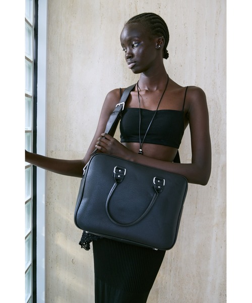 un/neu（アンノイ）の「BIGシボスクエアボストン /  A4、PC(14inch)収納可能 / 大容量バッグ（ボストンバッグ・レディース・カーキ/ブラック/ブルー/ブラウン・FREE）」の19枚目の写真