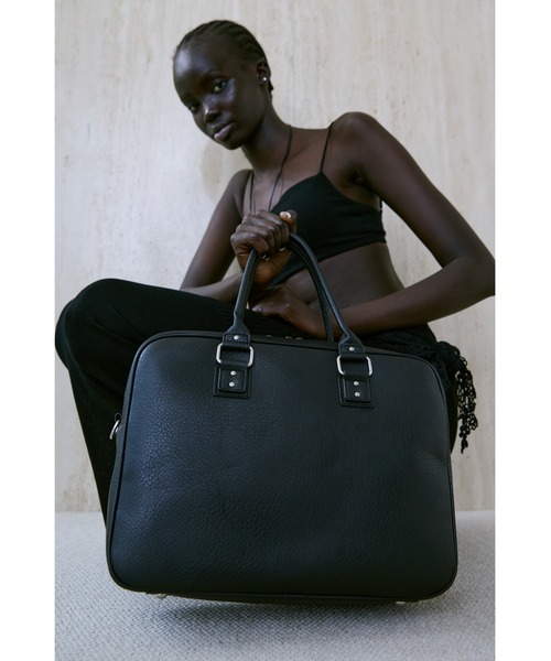 un/neu（アンノイ）の「BIGシボスクエアボストン /  A4、PC(14inch)収納可能 / 大容量バッグ（ボストンバッグ・レディース・カーキ/ブラック/ブルー/ブラウン・FREE）」の10枚目の写真