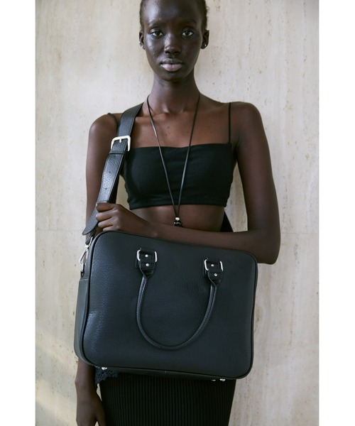 un/neu（アンノイ）の「BIGシボスクエアボストン /  A4、PC(14inch)収納可能 / 大容量バッグ（ボストンバッグ・レディース・カーキ/ブラック/ブルー/ブラウン・FREE）」の18枚目の写真