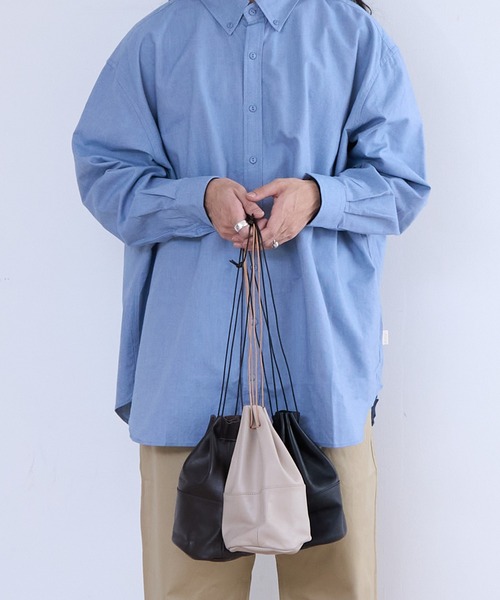 BICASH(ビカーシ)の「BICASH レザー巾着バッグ(B842)(ショルダーバッグ・メンズ・ブラック/ホワイト/ダークブラウン/シルバー・FREE)」の19枚目の写真