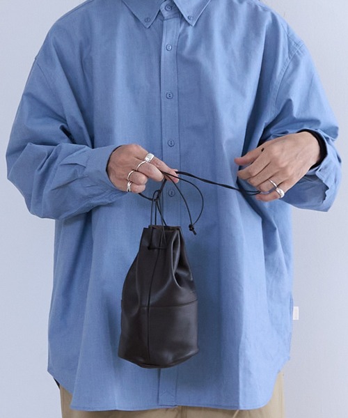 BICASH(ビカーシ)の「BICASH レザー巾着バッグ(B842)(ショルダーバッグ・メンズ・ブラック/ホワイト/ダークブラウン/シルバー・FREE)」の17枚目の写真